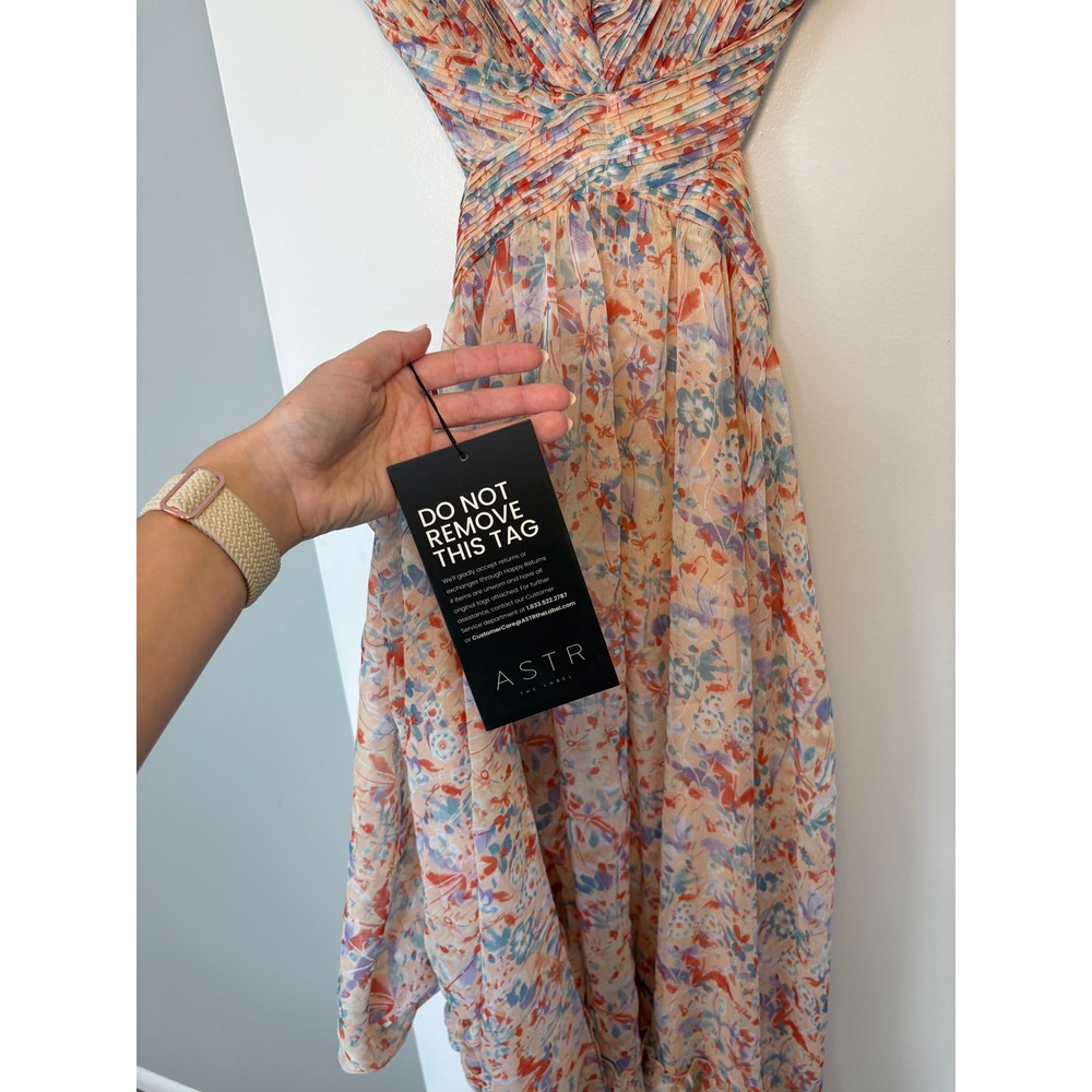 NWT ASTR The Label Primrose Floral Strappy Back Maxi Dress Medium Peach Cut Out - Picture 6 of 9